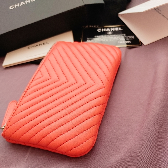 CHANEL o-case mini - Picture 6 of 6